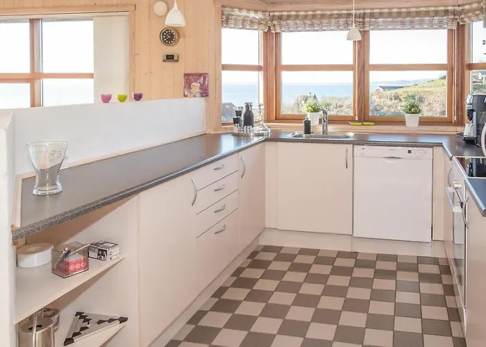 Semesterbostad Stunning In With 2 Bedrooms Ebeltoft