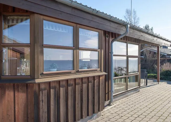Stunning In With 2 Bedrooms Ebeltoft