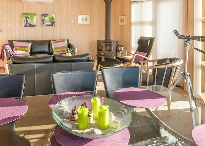 Semesterbostad Stunning In With 2 Bedrooms Ebeltoft